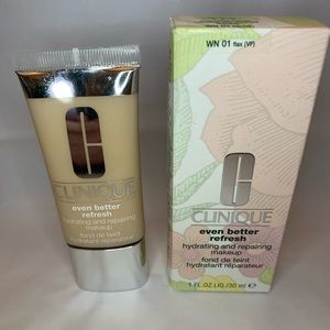 Even Better Refresh Hydrating and Repairing Makeup in WN 01 Flax